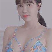 귀여운 비키니 디자인 묵직한 가슴 몸매 트위치 겨우디