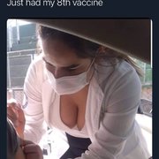 그 남자가 백신을 8번 맞은 이유
