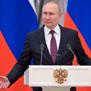 푸틴 "현대 러시아는 세계 최강국가다"