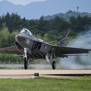 [경축] KF-21 첫 비행 성공 (뉴스영상) + 이륙, 착륙 영상